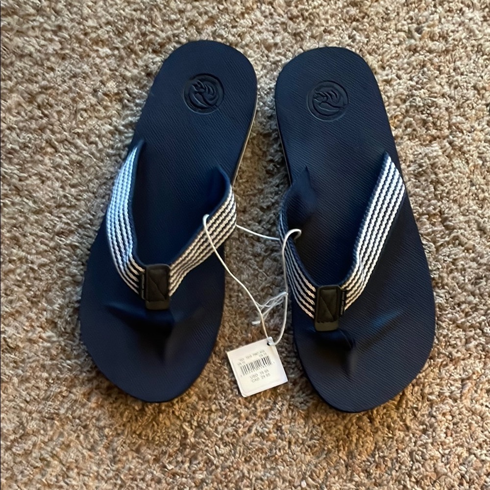 American Eagle Outfitters Black Tag
043